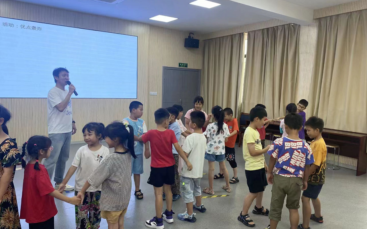 大石桥龙观乡中心学校